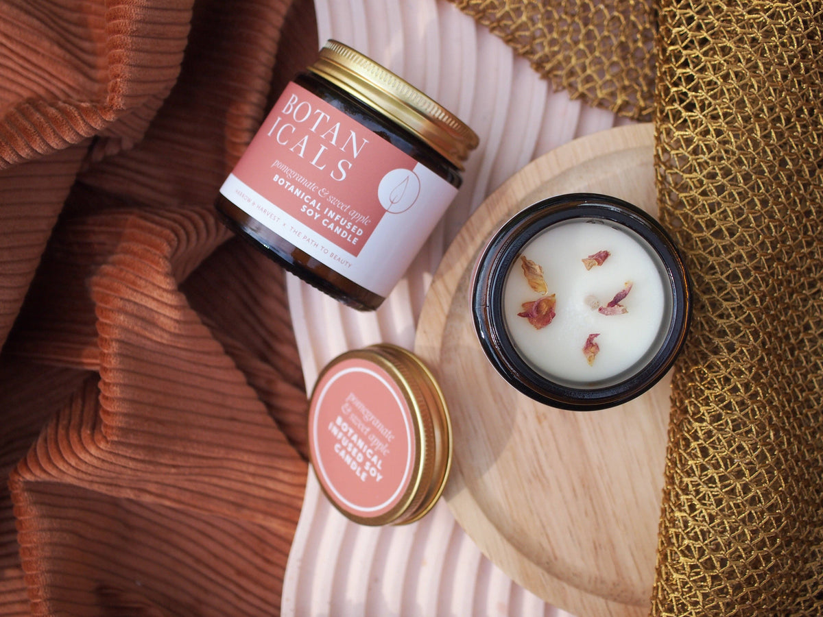 Botanicals Mini Candle ~ Pomegranate & Sweet Apple